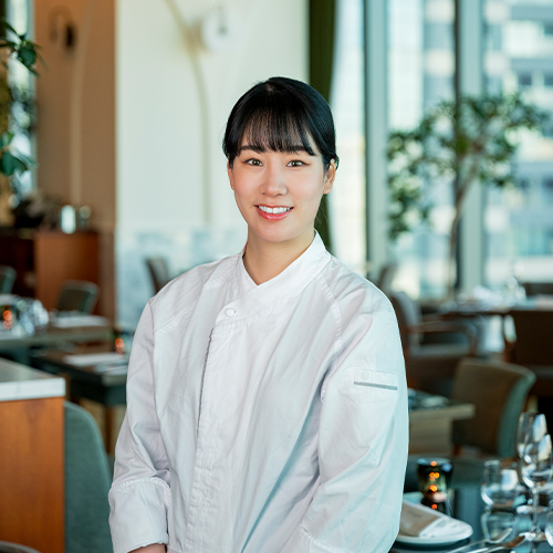 岸 ひかる